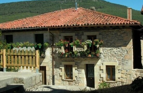 Molinos de Duero Cottage | Uncle Benito's House for 5 people