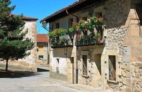 Molinos de Duero Cottage | Uncle Benito's House for 5 people