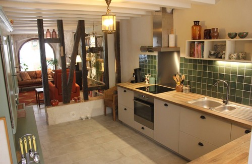 Fources House | Under the arcades of Fourcès - Lovely medieval house