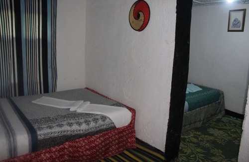Kinigi Cabin | Under Volcanoes View Guest House