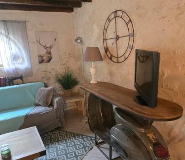 Saint-Leonard-en-Beauce House | Une nuit au domaine