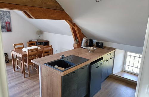 La Cavalerie Apartment | Une vue Exceptionnelle sur La Cavalerie! Pour une Famille de 4 ou 2 Couples