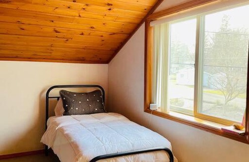 Paw Paw Lake House | Unforgettable 4 bedroom 3 bath waterfront cabin