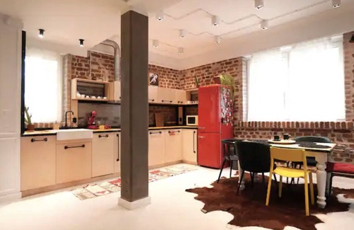 Sofia City Center Apartment | Unique and Central 3 bedroom