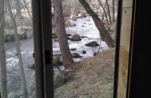 Pine River Cabin | Unique Cabin in Waushara County