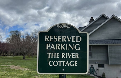 Cardiff Cottage | Unique cottage built in the 1800s, Granite Cliffs of Port Deposit Maryland.