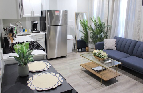 Downtown Albany Apartment | UNIQUE Gem in HEART of Albany ★ Spiral Staircase