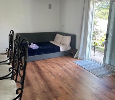 Wall Apartment | Unique guest house loft