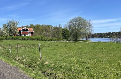 Kopmannebro House | Unique holiday home 40 meters from the water