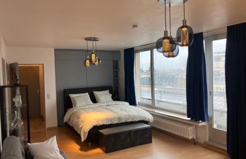 Ville Haute Apartment | Unique Penthouse Joseph II von Habsburg 1-4 personnes à coté de Louis Vuitton