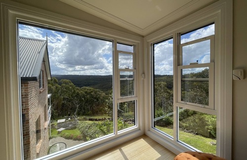 Hazelbrook Apartment | Unique photography studio space with amazing views