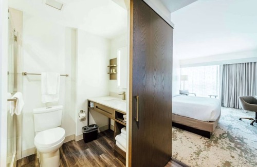 LoDo House | Unique Stay in the Heart of Denver! Swimming Pool, Pet-friendly Property!
