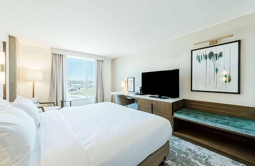 LoDo House | Unique Stay in the Heart of Denver! Swimming Pool, Pet-friendly Property!