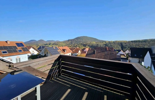 Wernersberg Apartment | Unique view in the natural apartment Pfalzpanorama! Pet friendly