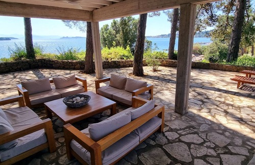 Kontokali House | Unique view, private beach path, 5km from Corfu City, beautiful Corfiot villa.