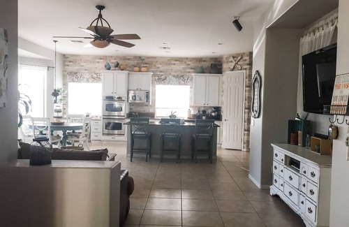 Sossaman Estates House | Uniquely Cozy in Queen Creek w Pool WELCOME Winter Visitors!