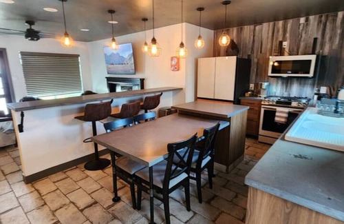 Downtown Phoenix House | Uniquely designed home in central Phoenix