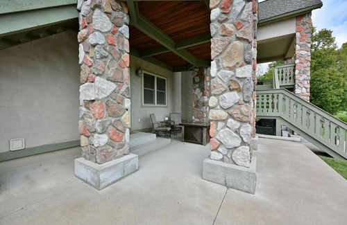 Birchwood Apartment | Unit 109 2 BDRM 2 BA condo