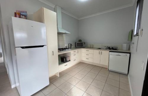 Carey Park House | Unit 4 3 Mouarn St Carey Park