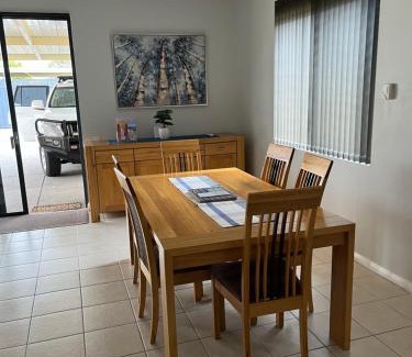 Carey Park House | Unit 4 3 Mouarn St Carey Park