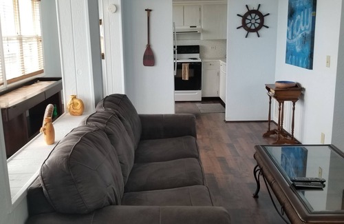 Ocean Grove Terrace House | Unit 4 Oceanside 2Bd 1Ba Condo In Ormond-By-The-Sea w/Large Private Beach Deck