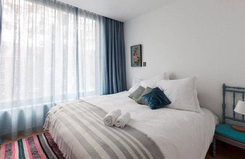Dieweg House | Unit 4 - Spacious Smart Home Triplex Private Garden & Parking