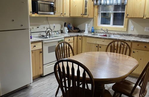 Athelstane House | Unplug and Relax in the Great Northwoods!