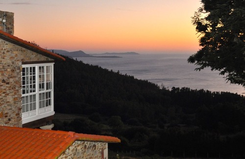 Cerdeira House | Unspoiled getaway, superb ocean views house in a natural area