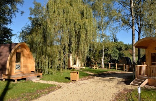 Champvert Cabin | unusual lodgings in the heart of nature Hut 1