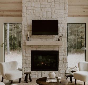 Hochatown Ski Chalet | Unwind in Style & Serenity - The Denizen