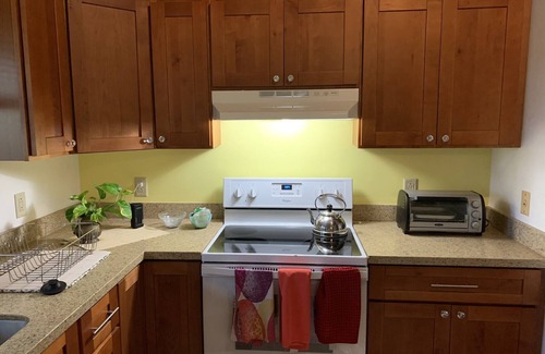 Makawao House | Up Country spacious Newly remodeled kitchen close to beach, airport, UpCountry