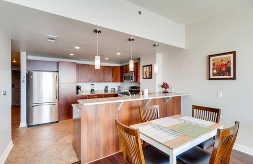 Downtown Las Vegas Condo | upbeat high-energy surroundings