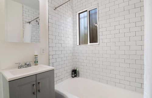 West Hollywood Apartment | Updated 1BR Apartment Near Sunset Strip