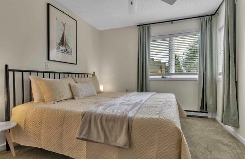 Great Valley House | Updated Ski In Ski Out Condo Holiday Valley