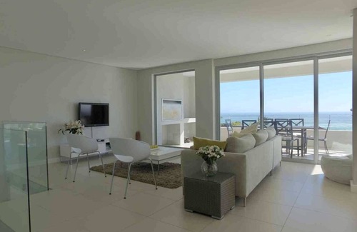 Camps Bay Villa | UPPER TREE VILLA, Camps Bay