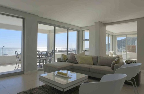 Camps Bay Villa | UPPER TREE VILLA, Camps Bay