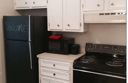 Rosewood House | Upscale And Urban In The City