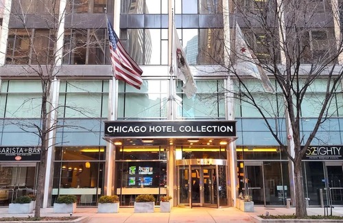 Streeterville House | Upscale City Center Stay | Prime Locale | City Views | Pets Allowed