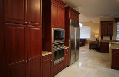 Williams Town Villa | Upscale private house.