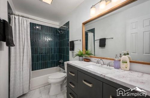 Barnum West House | Upscale Ranch Whot Tub Near Red Rocks