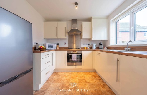 Llanwern House | Upto 20%OFF | Modern 3BR | Cardiff & Newport