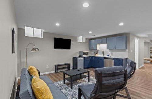 The Gate House | Uptown Elegant Escape | JZ Vacation Rentals