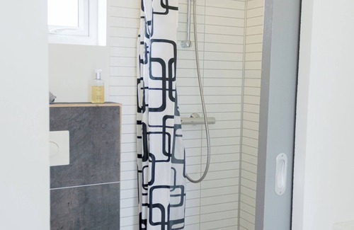 Nordurfjordur House | Urðartindur Guesthouse