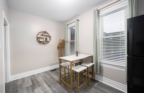 University District Apartment | Urban 1BD 1BA Apartment Near OSU