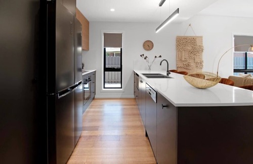Wagga Wagga House | Urban Barn - Stylish, Family Friendly
