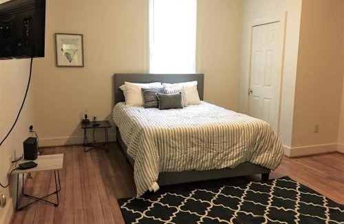 Waynesboro Apartment | Urban Oasis In Downtown Waynesboro Near Parkway