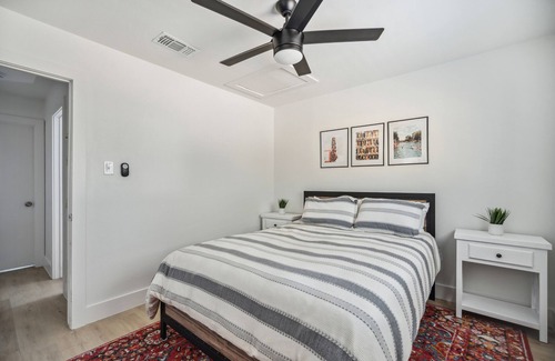 South Lamar House | Urban Oasis in the Heart of ATX! Central, Perfect for Families & Pet-friendly!