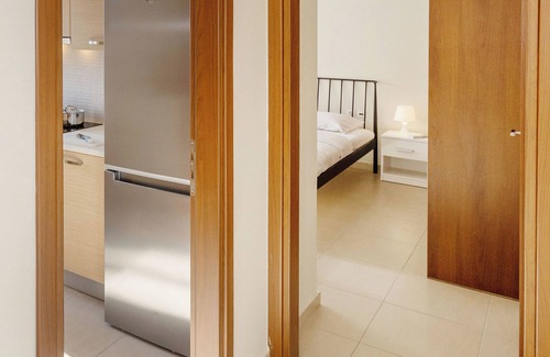 Kallithea Apartment | Urban Oasis with Acropolis Views by GHH