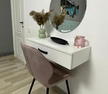 Onesti Apartment | Urban Studio