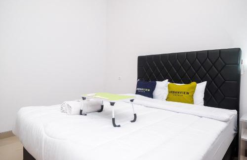 Klaten Selatan Hotel | Urbanview Syariah Loji Arum Stasiun Klaten by RedDoorz